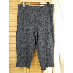Basic Editions Women's Capri Pants Size L/G